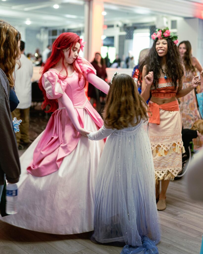 arial & princesses dancing